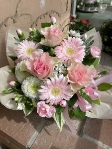 お誕生日のかわいいお花｜「みどりやＲｉｃｏ」　（長野県岡谷市の花キューピット加盟店 花屋）のブログ